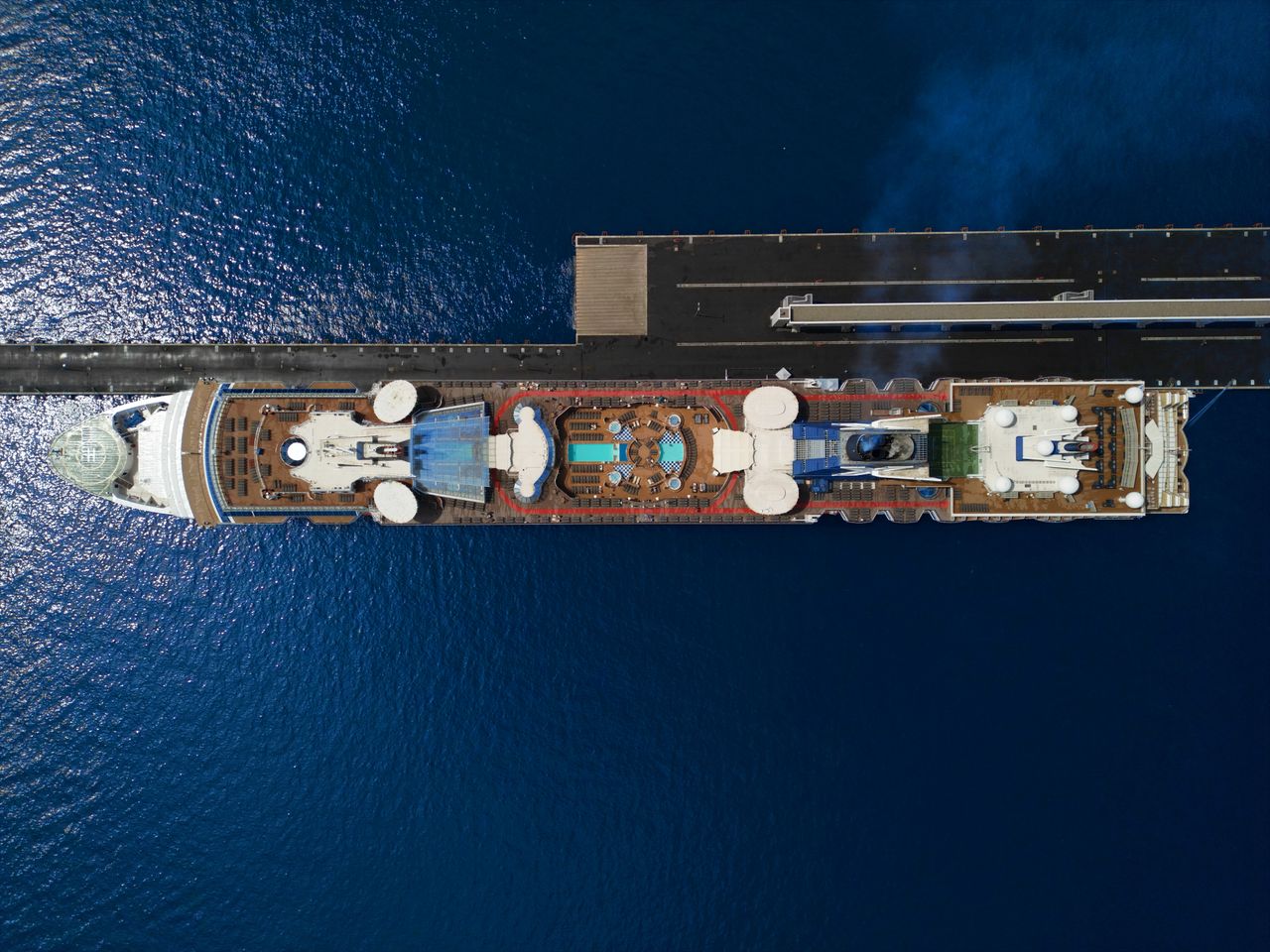 Luxury Cruise Booking Agent