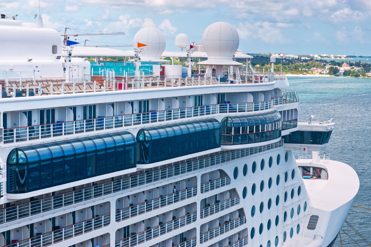 Luxury Cruise Booking Agent